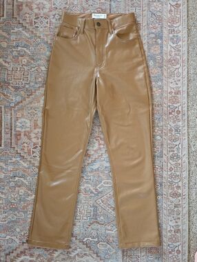 Abercrombie & Fitch Curve Love 90s Straight Ultra High-Rise Leather Pant - Tan